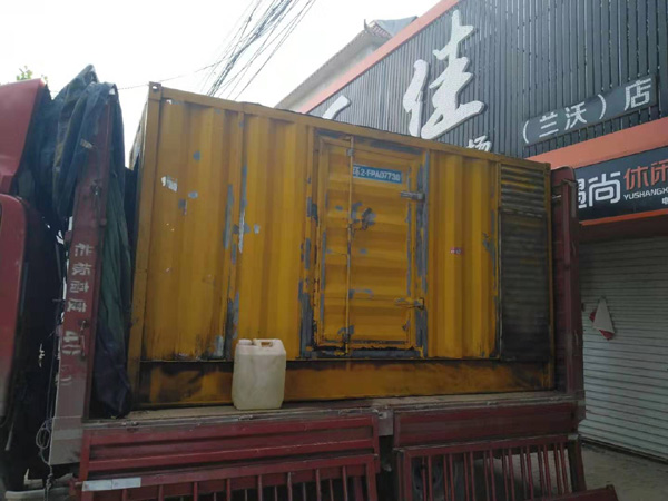 东安发电机组功率与使用时间之间的关系