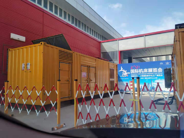 东安发电车出租-发电机无电压或电压太低怎么办？